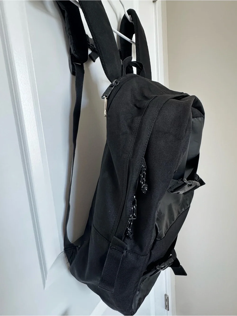 Billabong Black Men's Everyday Backpack with Front Buckle